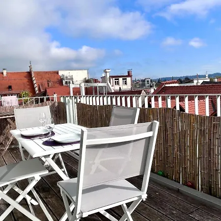 Lejlighed Fumi - Maisonette Im Sanierten Altbau Mit Grosser Dachterrasse Und Blick Ueber Insel *