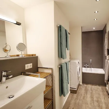 Fumi - Maisonette Im Sanierten Altbau Mit Grosser Dachterrasse Und Blick Ueber Insel Lejlighed *